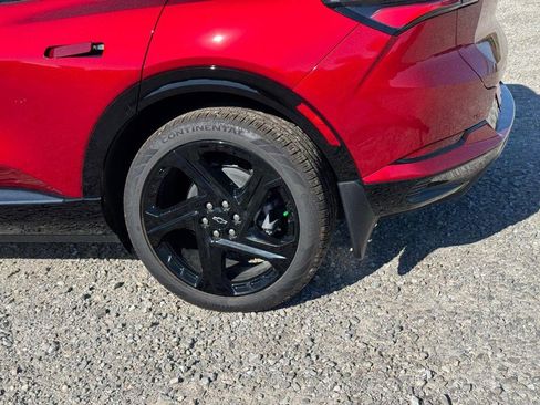 New 2026 Chevrolet Equinox EV RS image 4