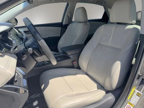 Used 2013 Toyota Avalon Limited FWD image 16