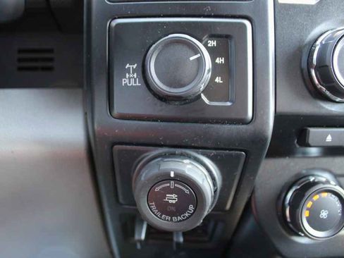 Used 2017 Ford F150 XL w/ Equipment Group 101A Mid AWD/4WD image 20