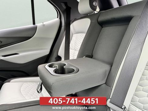 Used 2018 Chevrolet Equinox LS FWD image 13