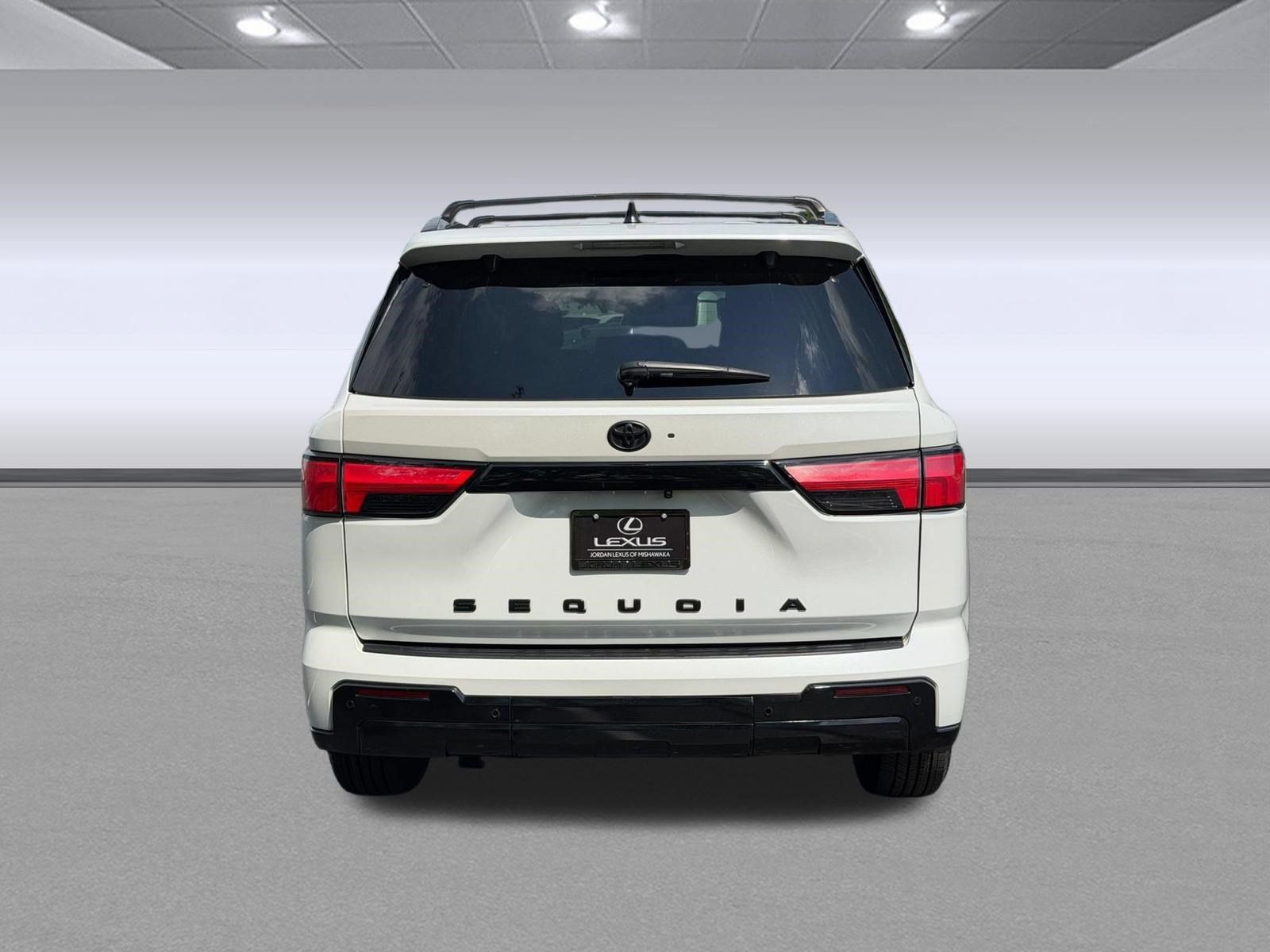 Used 2024 Toyota Sequoia Platinum AWD/4WD image 10