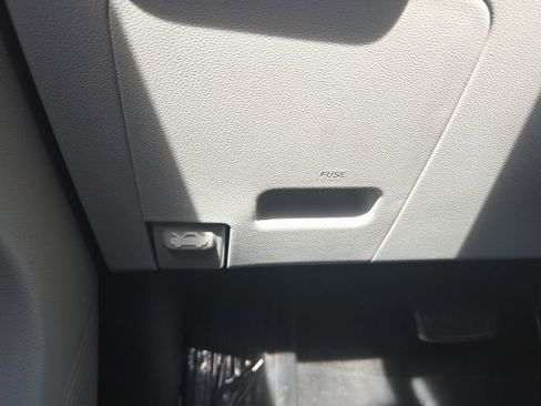 Used 2025 Hyundai Kona SEL AWD/4WD image 17