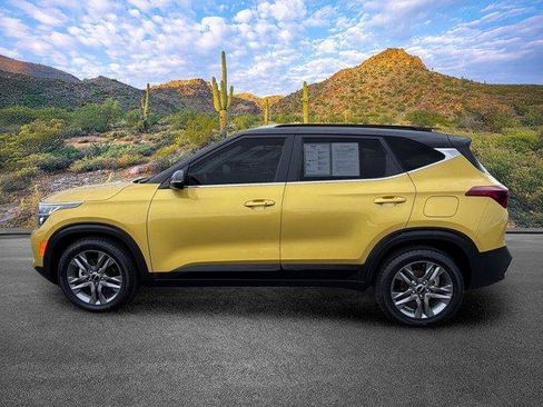 Used 2023 Kia Seltos S FWD image 8