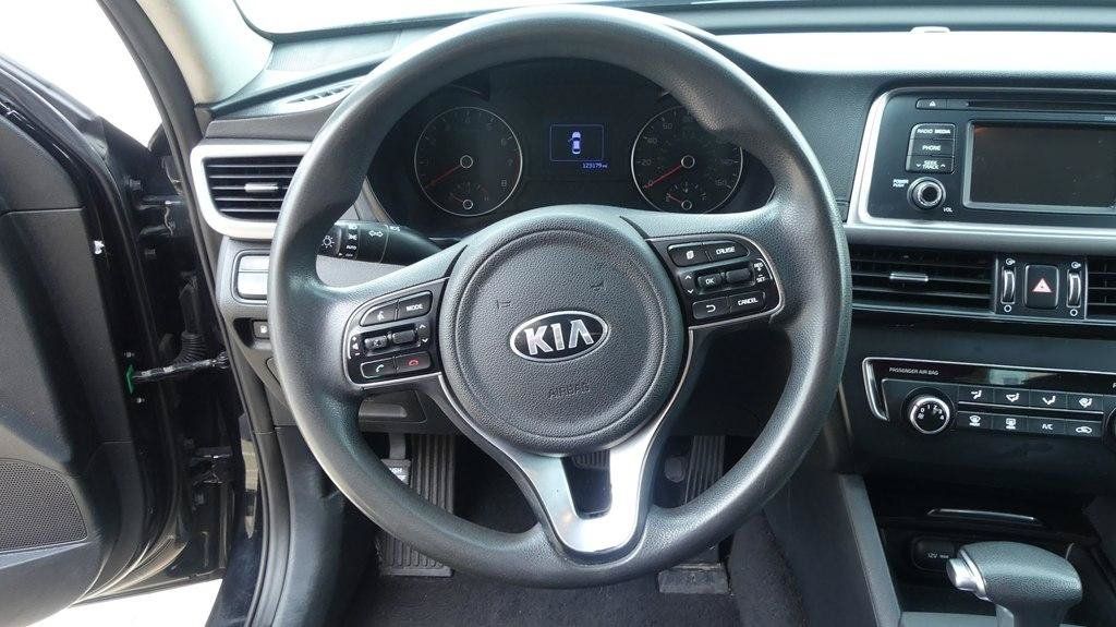 Used 2016 Kia Optima LX FWD image 14