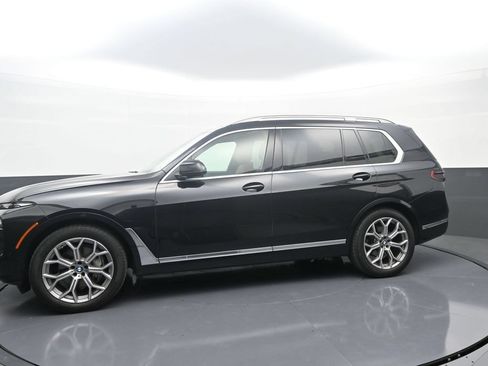 Used 2024 BMW X7 xDrive40i AWD/4WD image 4