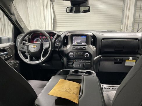 New 2026 Chevrolet Silverado 2500 Custom w/ Custom Value Package AWD/4WD image 18