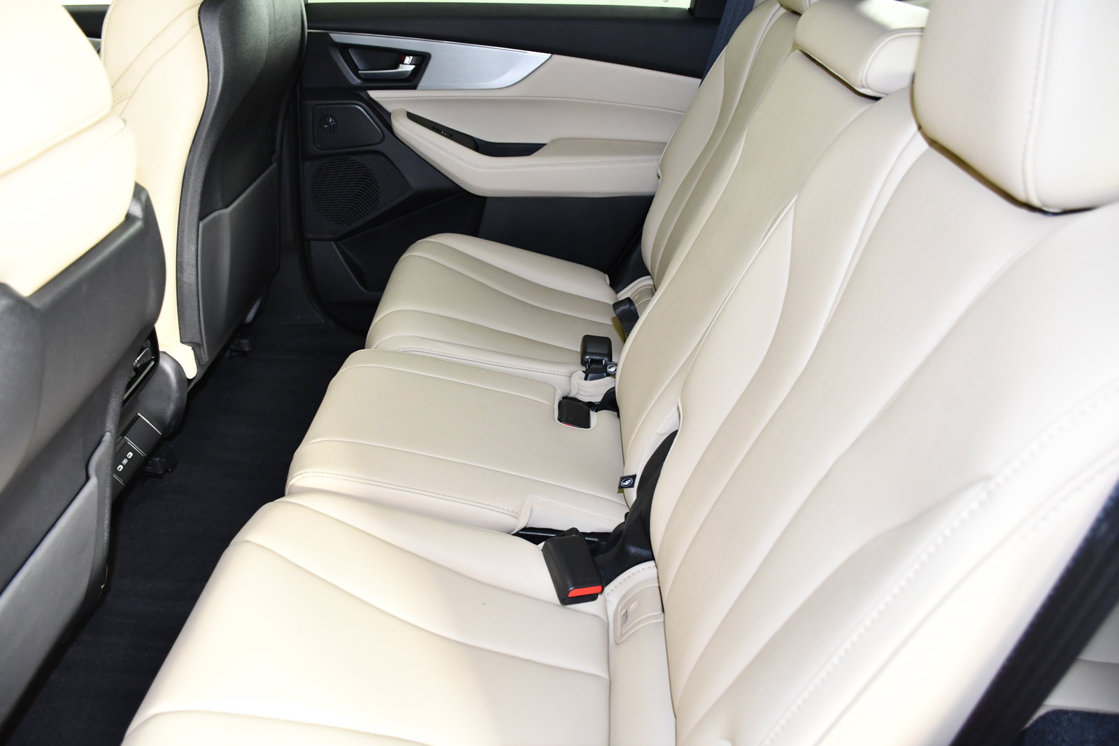 Used 2025 Acura MDX SH-AWD image 48