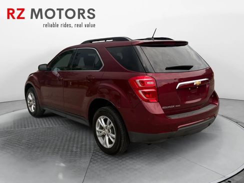 Used 2017 Chevrolet Equinox LT w/ Convenience Package AWD/4WD image 3
