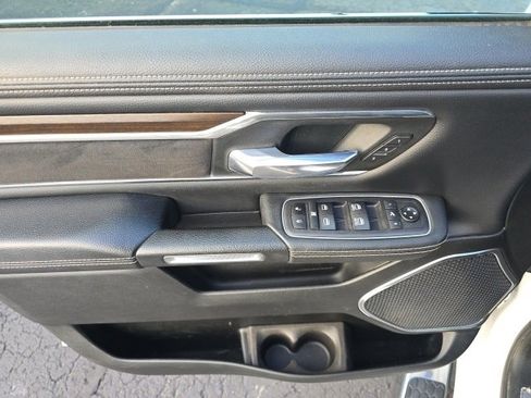 Used 2021 RAM 1500 Laramie image 9