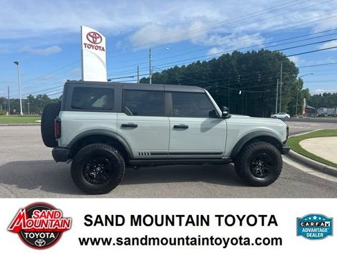 Used 2021 Ford Bronco First Edition AWD/4WD image 2