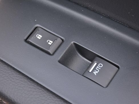 Used 2023 Honda Passport EX-L image 27