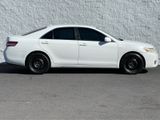 Used 2010 Toyota Camry LE image 5