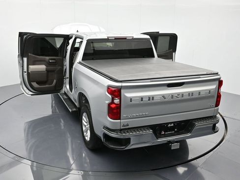 Used 2021 Chevrolet Silverado 1500 LT image 46