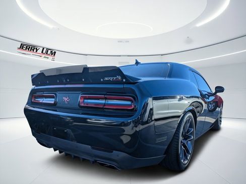 Used 2015 Dodge Challenger R/T Scat Pack w/ Leather Interior Group image 2