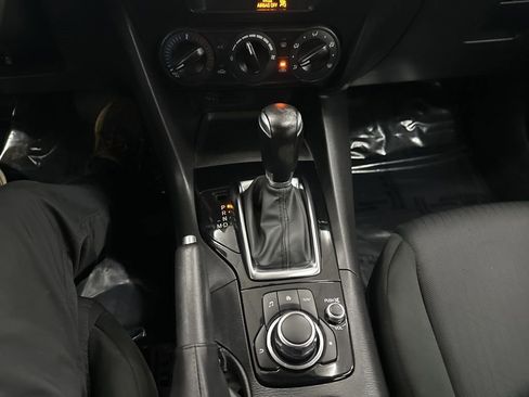 Used 2015 MAZDA MAZDA3 i Sport image 15