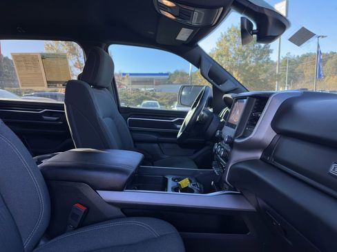 Used 2023 RAM 1500 Big Horn image 24