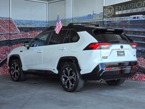 Certified 2024 Toyota RAV4 XSE w/ Premium Package AWD/4WD image 6