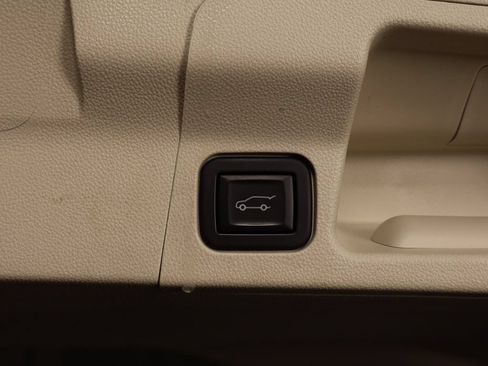Used 2023 GMC Acadia Denali AWD/4WD image 24