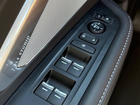 Certified 2025 Acura RDX SH-AWD w/ Technology Package image 21
