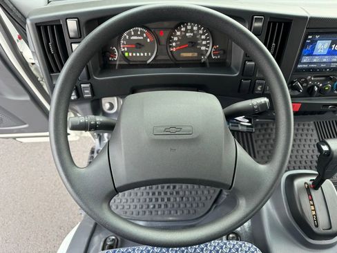 New 2024 Chevrolet Low Cab Forward image 20