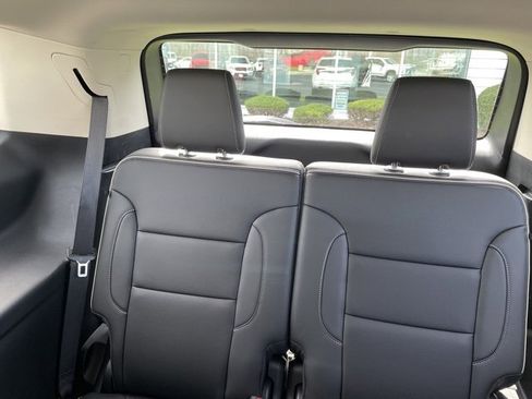 Used 2023 GMC Acadia Denali image 33