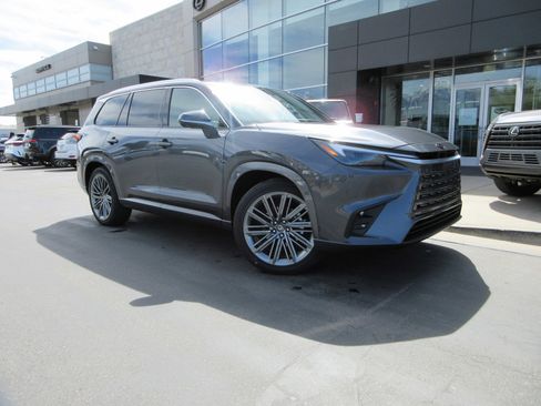 New 2026 Lexus TX 350 AWD image 13