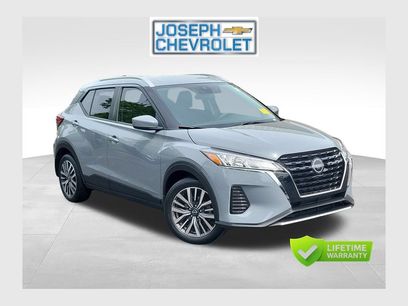 Used 2023 Nissan Kicks SV