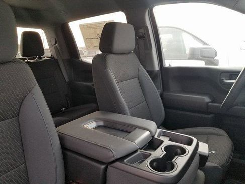 New 2026 GMC Sierra 1500 Pro w/ Pro Value Package image 14