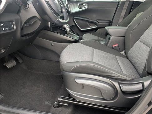 Certified 2021 Kia Soul GT-Line image 9