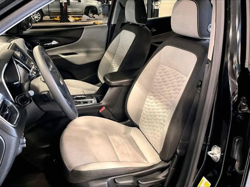 Used 2020 Chevrolet Equinox LS FWD image 10