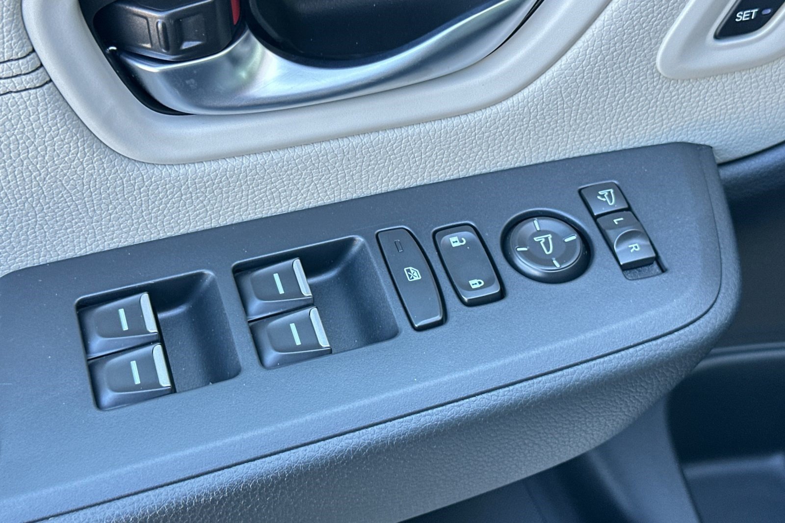 New 2026 Honda Pilot Touring image 13