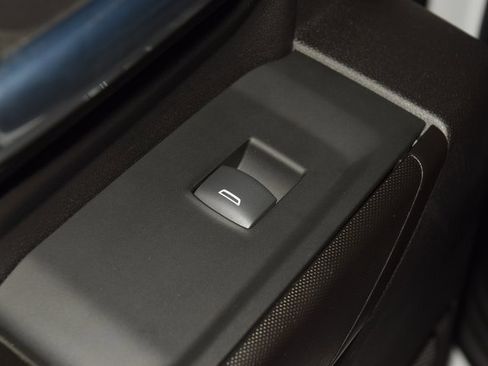 Used 2024 Chevrolet Silverado 2500 Custom w/ Custom Value Package image 47