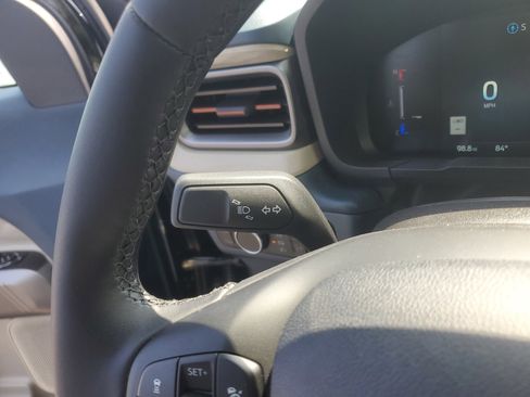 New 2025 Ford Maverick Lariat image 17