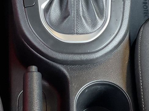 Used 2024 Kia Forte LXS image 13