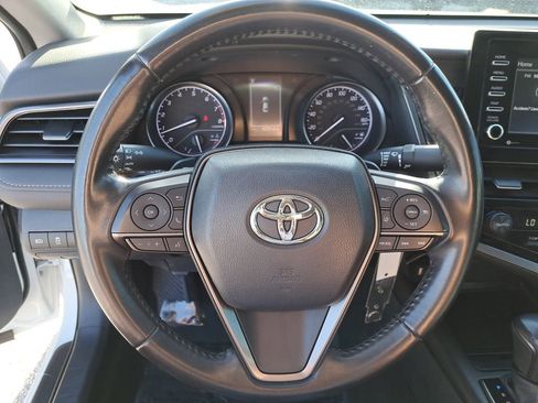 Certified 2021 Toyota Camry SE image 17