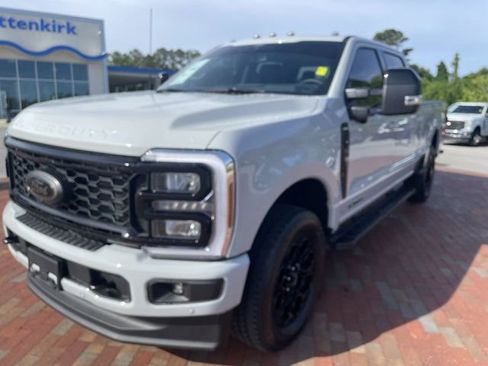 Used 2025 Ford F250 Lariat w/ Lariat Ultimate Package AWD/4WD image 1
