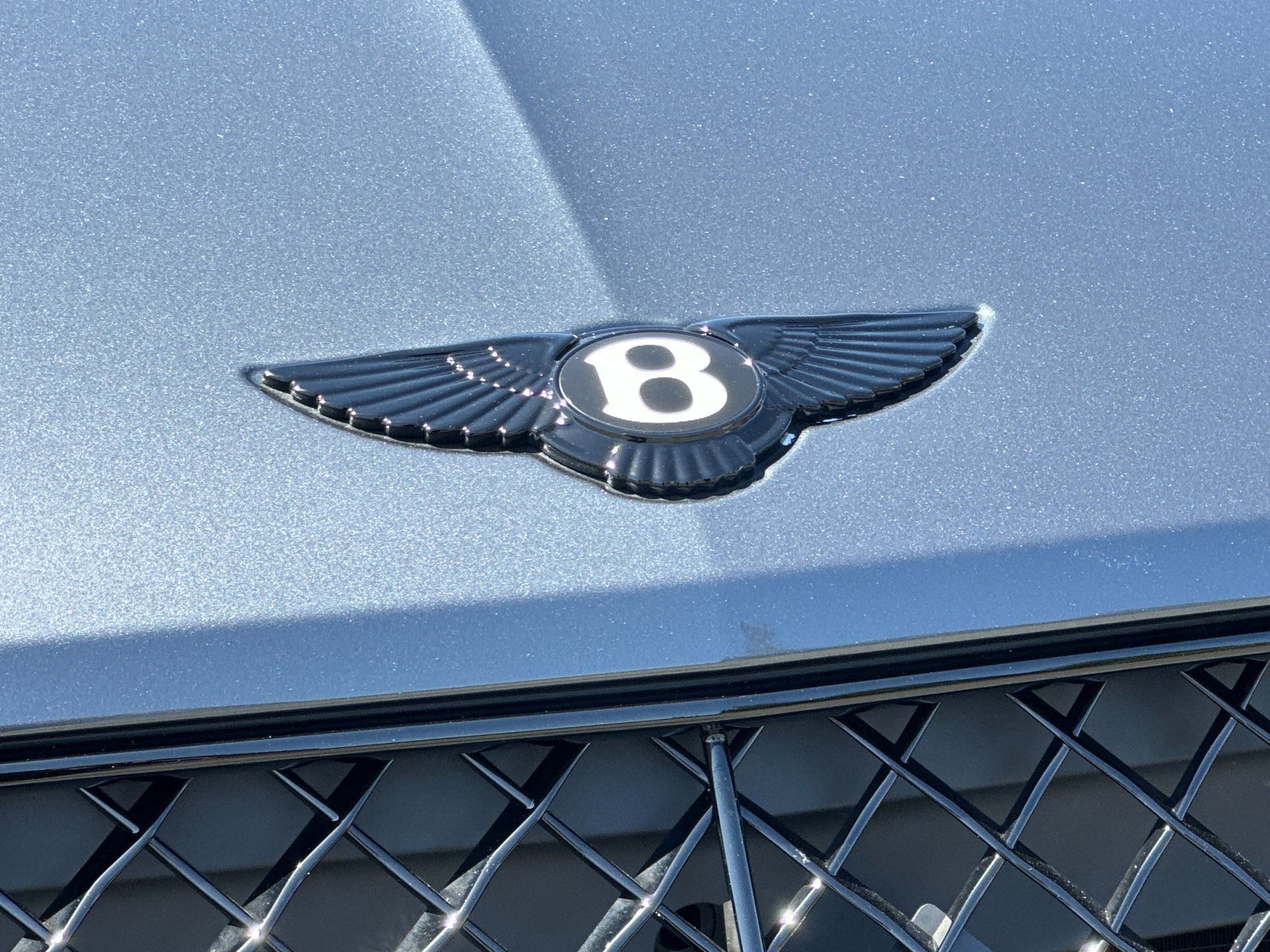 Used 2026 Bentley Bentayga Extended Wheelbase AWD/4WD image 30