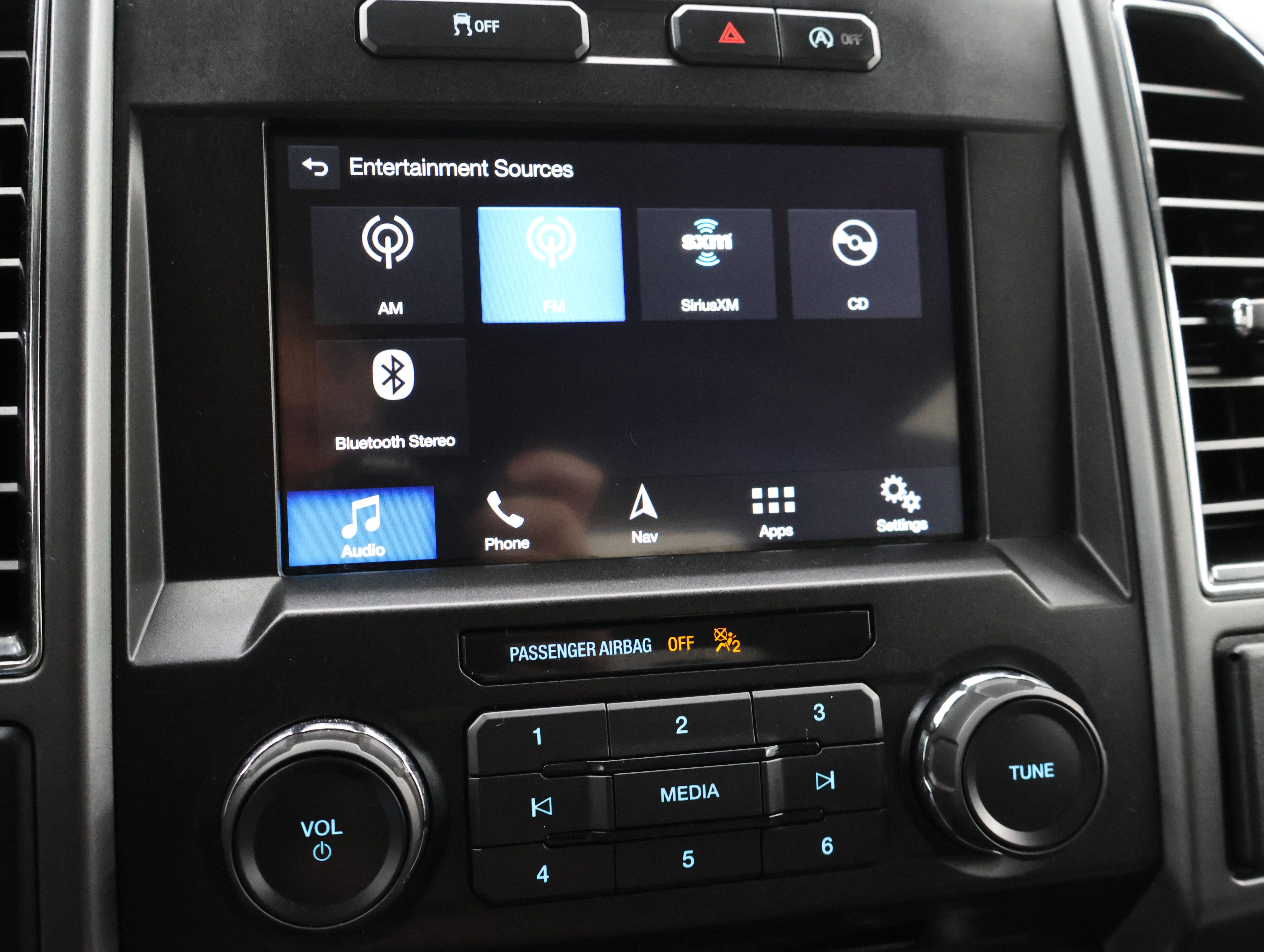 Used 2018 Ford F150 XLT w/ Equipment Group 302A Luxury AWD/4WD image 55