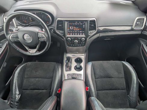 Used 2018 Jeep Grand Cherokee Trailhawk AWD/4WD image 20
