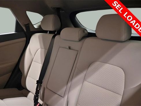Used 2019 Hyundai Tucson SEL image 12