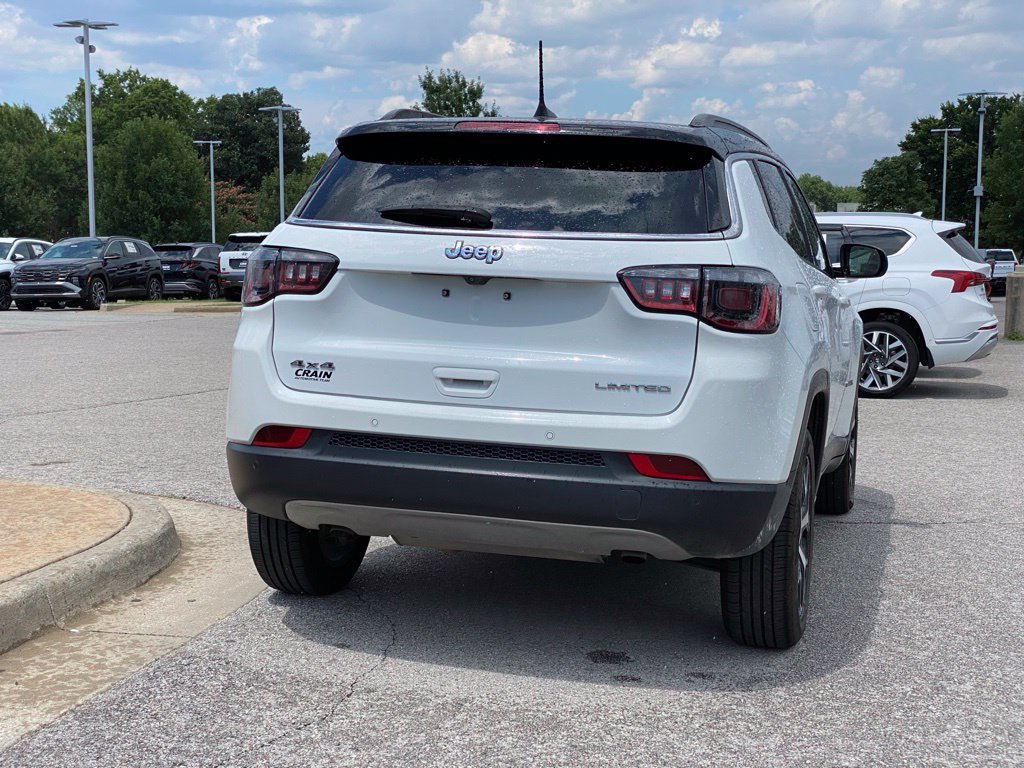 Used 2024 Jeep Compass Limited AWD/4WD image 8