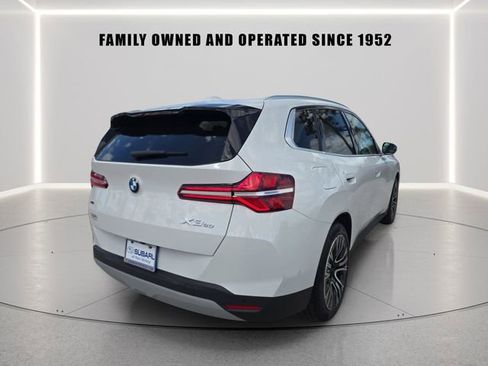 Used 2025 BMW X3 xDrive30i w/ Premium Package AWD/4WD image 3