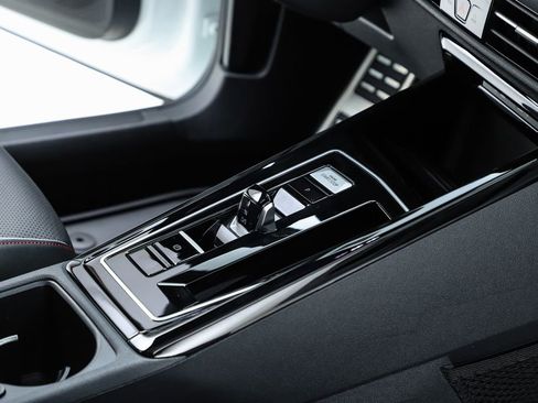 New 2026 Volkswagen GTI Autobahn image 33