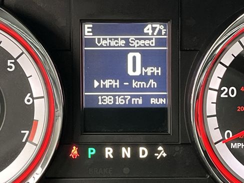 Used 2016 Dodge Grand Caravan R/T image 15