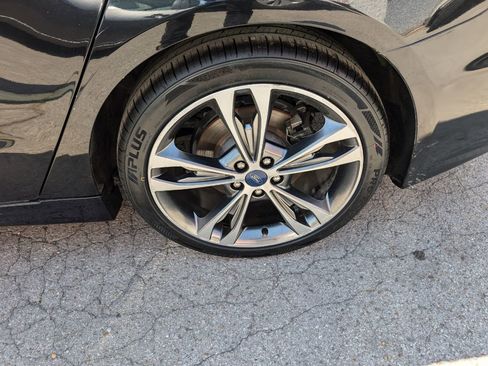 Used 2020 Ford Fusion Titanium AWD/4WD image 27