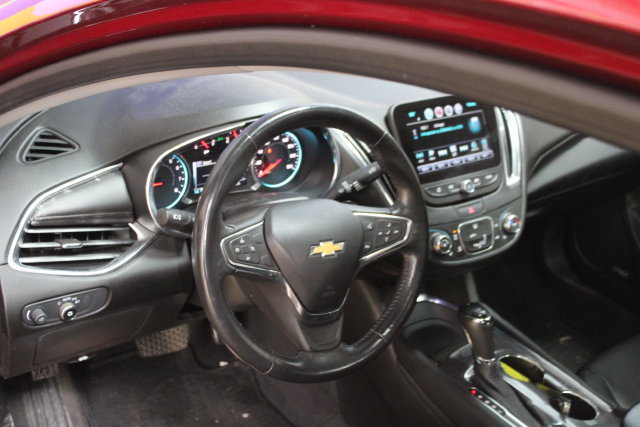 Used 2017 Chevrolet Malibu LT w/ True North Edition FWD image 14