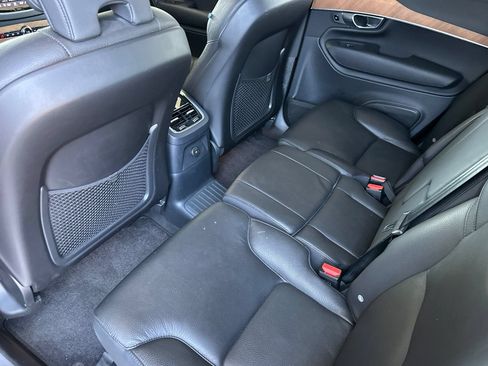 Used 2023 Volvo XC90 T8 Plus w/ Protection Package Premier AWD/4WD image 12