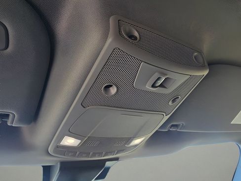 Used 2019 Ford F150 Lariat image 22