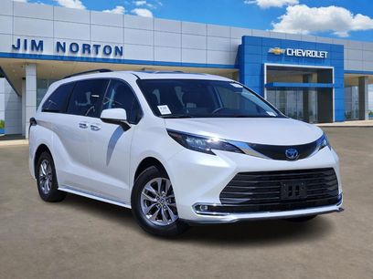 Used 2024 Toyota Sienna XLE