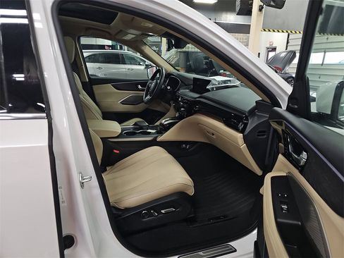 Used 2023 Acura MDX SH-AWD w/ Advance Package image 15